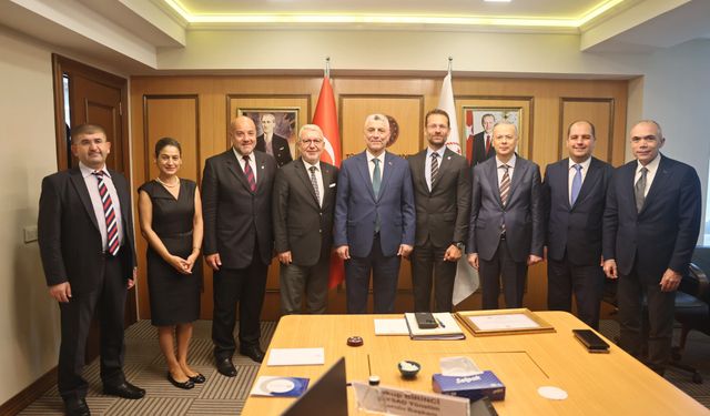 Bakan Bolat, TAYSAD ile Buluştu