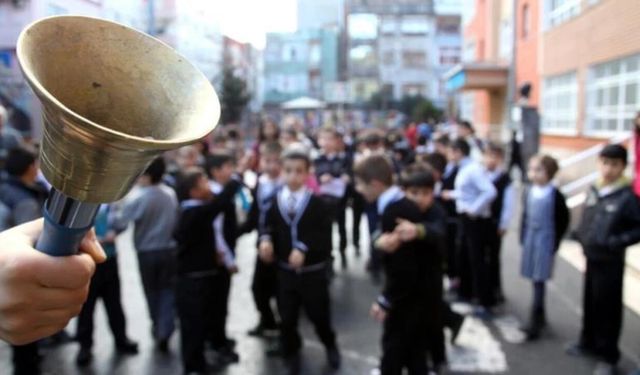 Yaklaşık 20 milyon öğrenci yarın ders başı yapacak