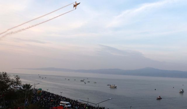 Türk Yıldızları Mudanya'da gökyüzünü renklendirecek