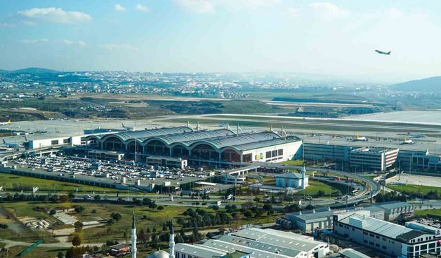 İstanbul Sabiha Gökçen Havalimanı yaz sezonunu rekorlarla kapattı