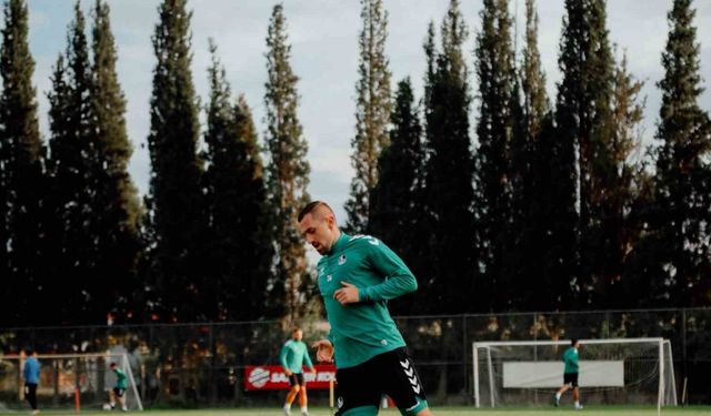 Sakaryaspor, Adana Demirspor mesaisinde