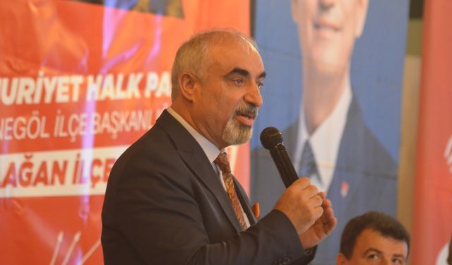 Başkan Şahin'den üniversite öğrencilerine burs duyurusu