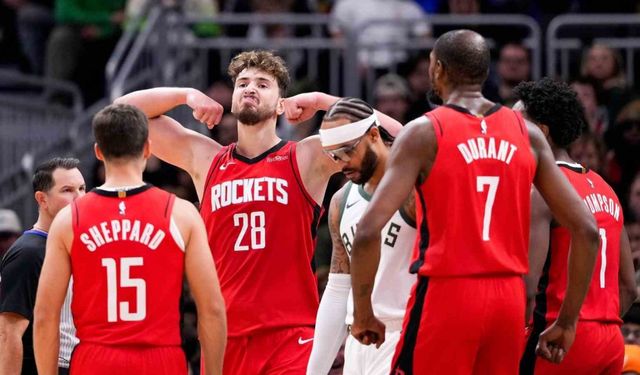 Alperenli Houston Rockets, Milwaukee Bucks’ı 122-115 yendi