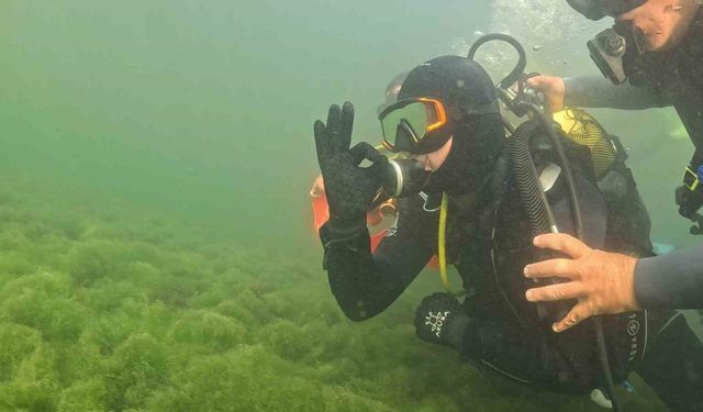 Belediye başkanı dalgıç kıyafeti giydi, dibe indi: Gördüğü manzara şaşırttı