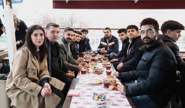 Bursa’nın enfes lezzetleri Osmangazi’de tanıtıldı