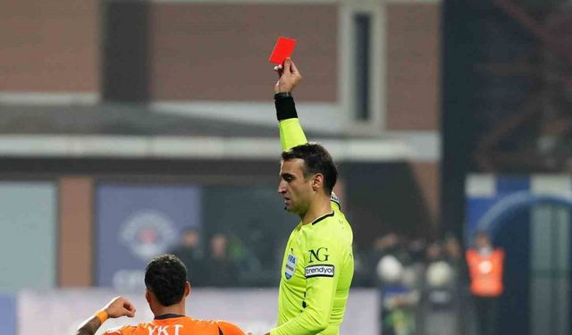 Davie Selke, kırmızı kart gördü