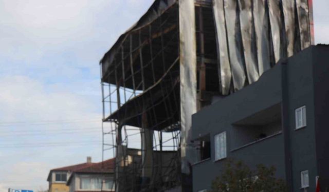 Dilovası’ndaki yangına ilişkin belediye başkanı yardımcısı ile 4 kişi açığa alındı