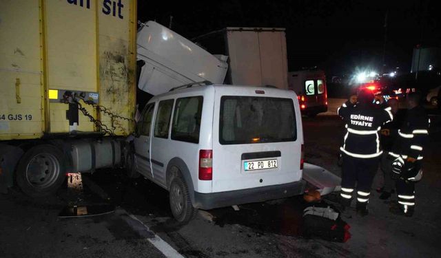 Edirne’de zincirleme kaza: Ölü ve yaralılar var