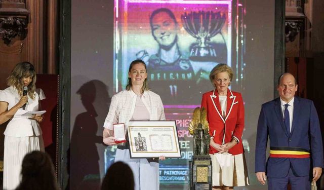 Fenerbahçeli Emma Meesseman, ülkesi Belçika’da onurlandırıldı