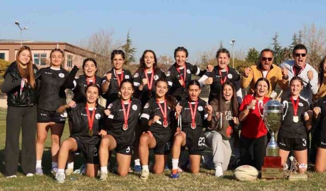 Körfez Gençlerbirliği, ragbide Türkiye şampiyonu oldu