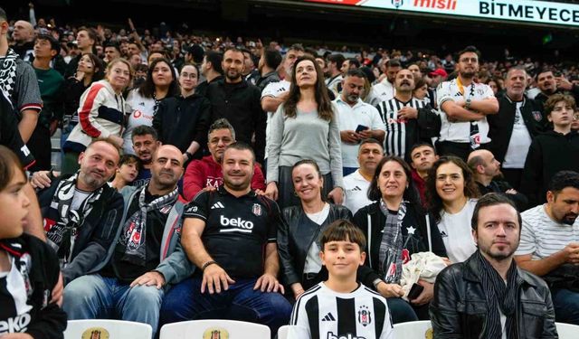 Öğretmenler, Tüpraş Stadyumu’nda ağırlandı