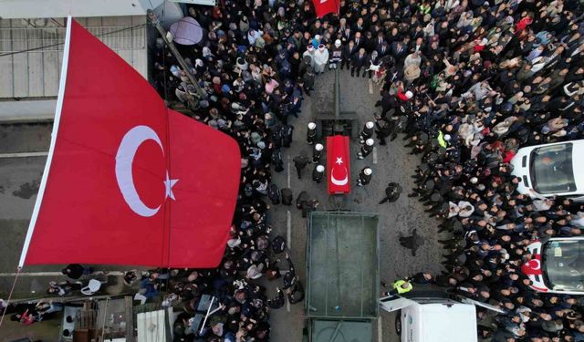 Sakaryalı şehit son yolculuğuna uğurlandı