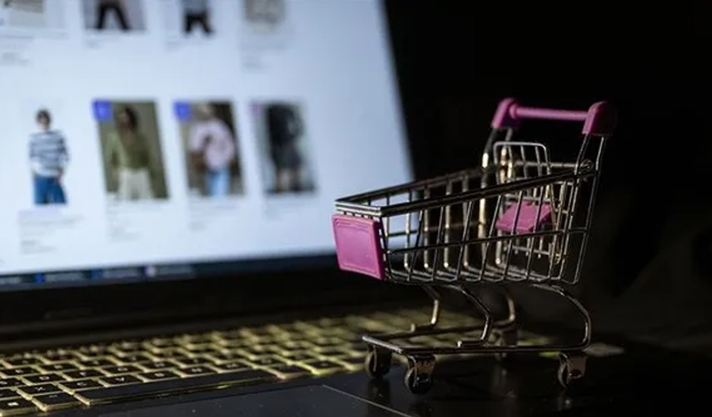 Ticaret Bakanlığı kasım ayı indirimlerini sıkı takipte: Aldatıcı indirimlere geçit yok