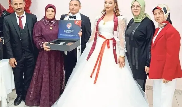 Cezayirli gelin altınlarla kaçtı! Damadın babası canına kıydı