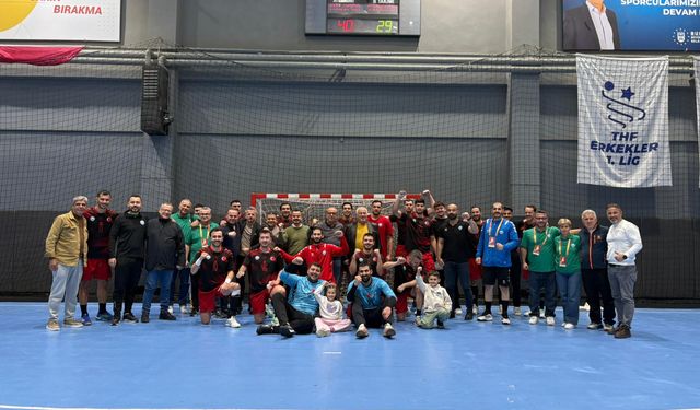 Nilüfer Belediyespor hentbolda farklı kazandı