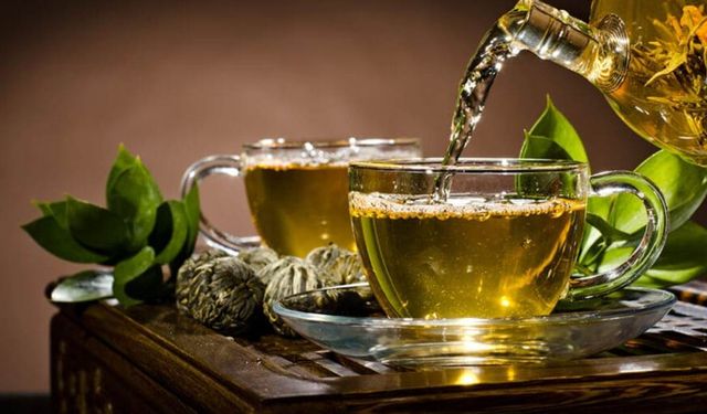 Bilinçsiz takviye ve bitki çayı tüketimine dikkat