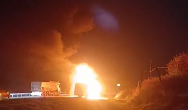 Bursa'da servis otobüsü alevlere teslim oldu