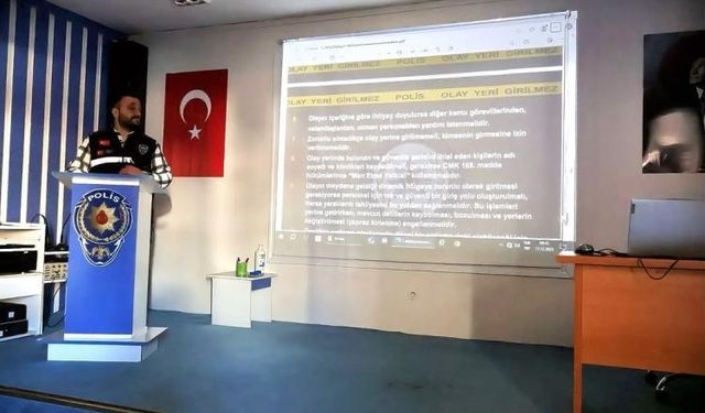Bilecik'te polislere şüpheli paket ve olay yeri eğitimi
