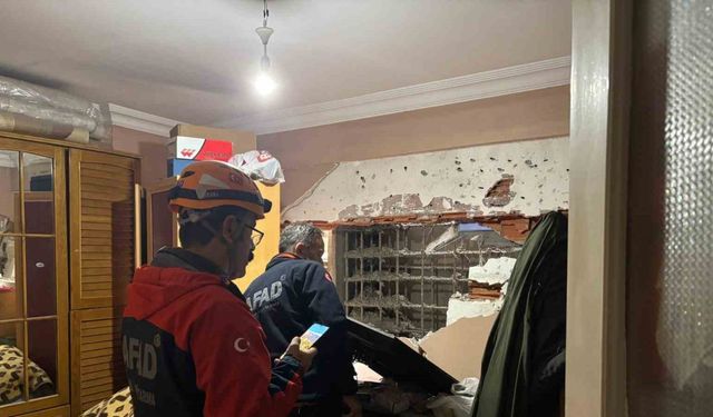 Dairenin zili çalınca yatak odasının yıkıldığını öğrendi