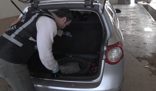 Kapıkule'de uyuşturucuya geçit yok: 22 kilo 662 gram esrar ele geçirildi