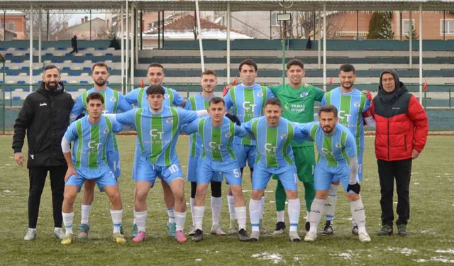 Osmaneli Gençlerbirliği Spor ligde tutulamıyor