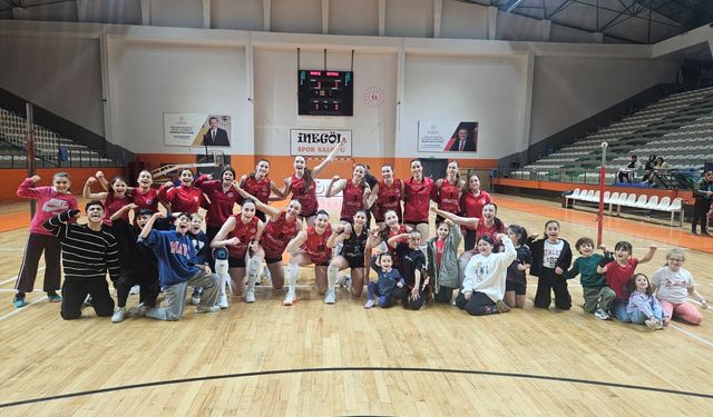Orhaniye Voleybol Evinde Gücünü Gösterdi