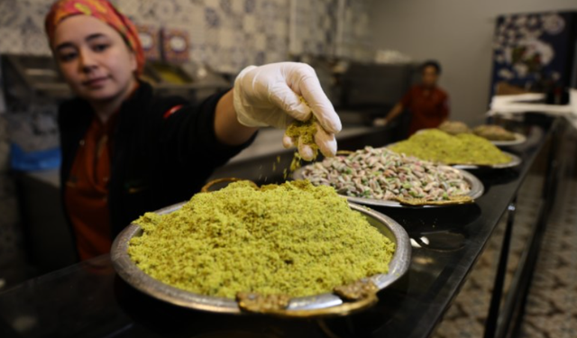 Fıstık fiyatları arttı: Sahtekarların kullandığı gıda boyası ve bezelyeye dikkat