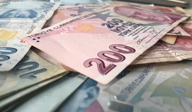 2026 yılı asgari ücreti için rakam netleşiyor! Uzman isim canlı yayında açıkladı