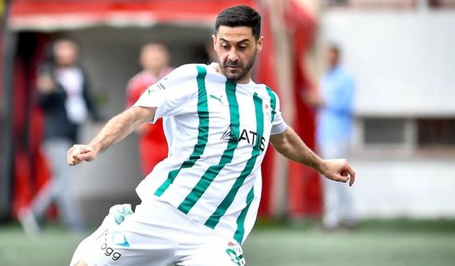 BURSASPOR'DA FORMA ŞANSI BULAMAYAN GOLCÜ, 3. LİGDE TÜM İSTATİSTİKLERİ ALTÜST ETTİ