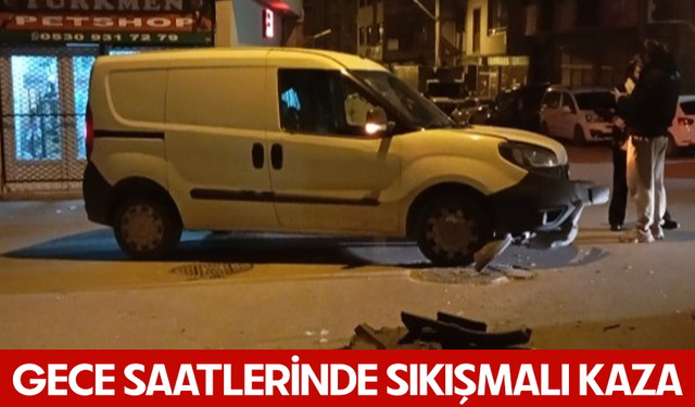 Bursa'da  gece saatlerinde sıkışmalı kaza: 2 yaralı