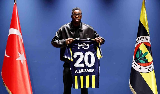 Fenerbahçe'nin 8. Hollandalı oyuncusu: Anthony Musaba