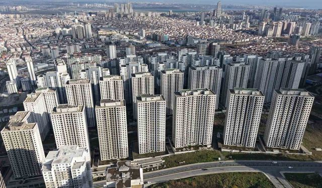 İstanbul'un gökdelen mezarlıkları Esenyurt'ta havadan görüntülendi