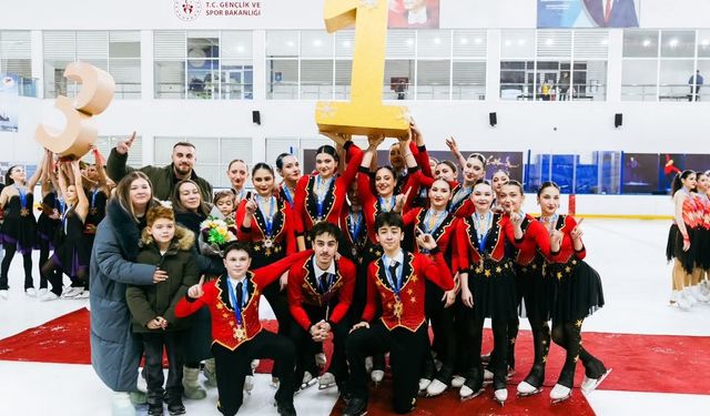 Kocaeli takımları, senkronize buz pateninde kürsüyü kaptırmadı