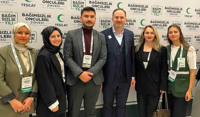 SUBÜ Yeşilay Topluluğu öğrencileri, Bağımsızlık Öncüleri Zirvesi'nde yer aldı