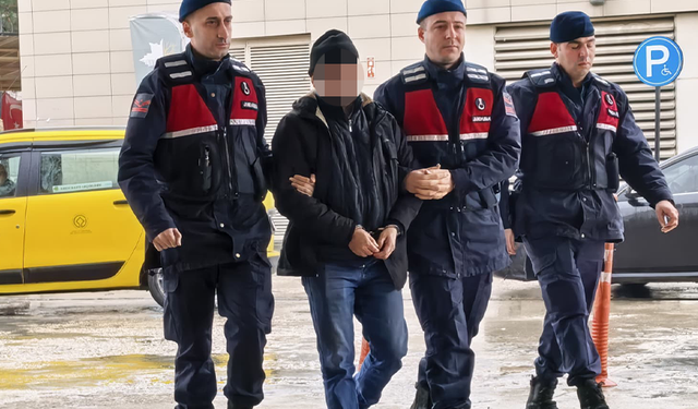 İnegöl'de azılı dolandırıcıyı Jandarma yakaladı