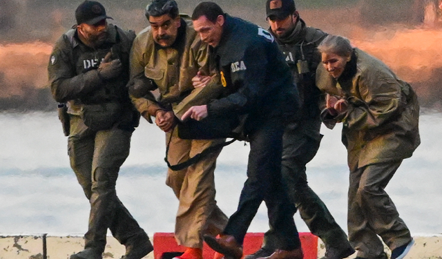 Venezuela Devlet Başkanı Nicolas Maduro hakim karşısına çıktı