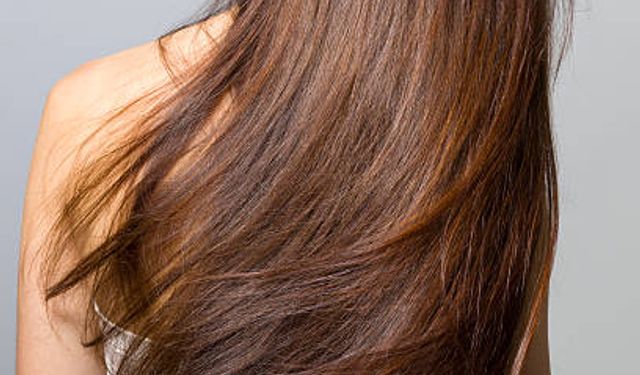 "Kadınlarda saç dökülmesinin gizli nedenleri"