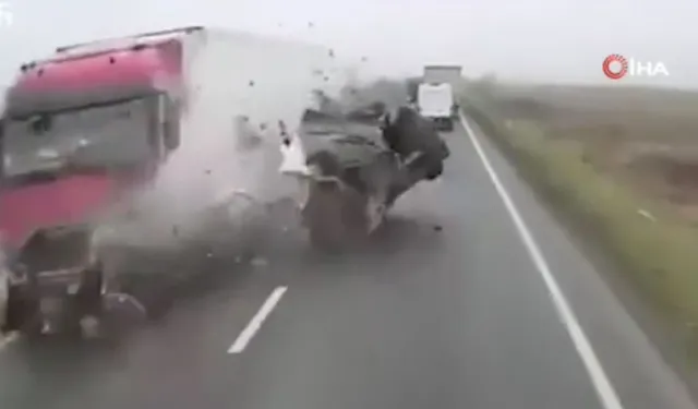 PAOK taraftarlarını taşıyan minibüs Romanya’da kaza yaptı: 7 ölü