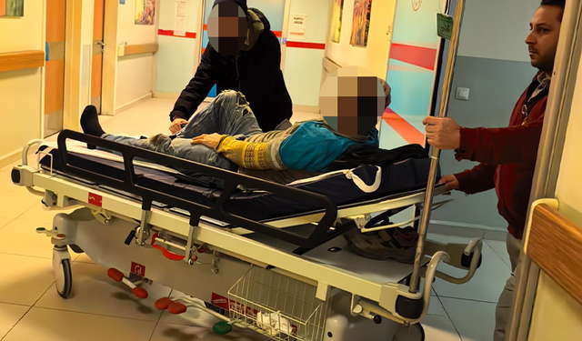 İnegöl'de çarptığı adamı acile yetiştirdi