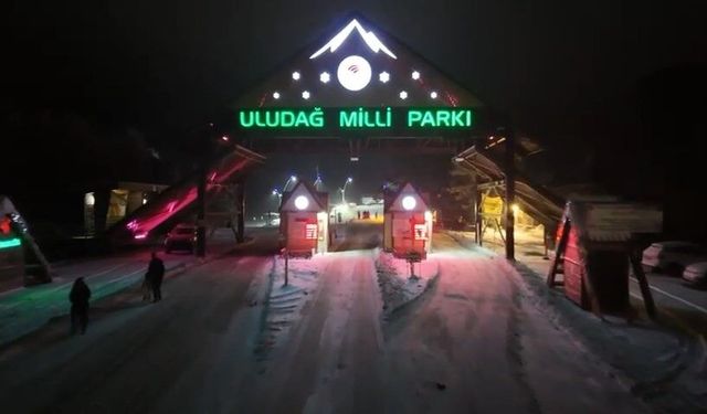 Uludağ'da kar kalınlığı 160 santime ulaştı