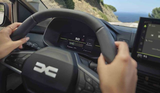 Dacia'nın yenilen modelleri Türkiye'ye satışa sunuldu