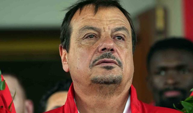 Ergin Ataman'ın annesi hayatını kaybetti