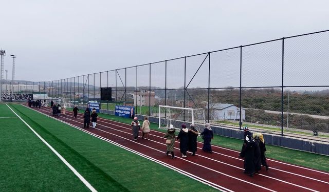 Gebze'de kadınlar sağlıklı yaşam için yürüdü