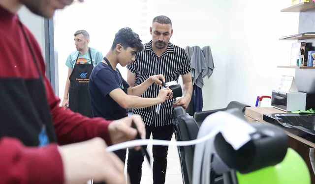 Sultangazi'de özel bireylere ücretsiz berberlik hizmeti