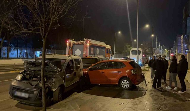 Tekirdağ'da 4 araç birbirine girdi