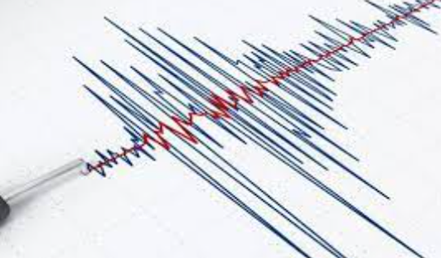 Çanakkale Ezine sallandı: İşte büyüklüğü
