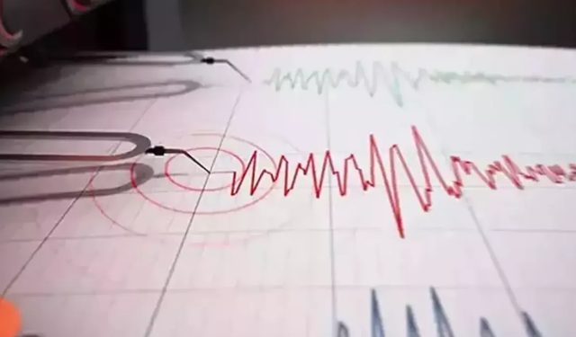 Yunanistan'da yine deprem!
