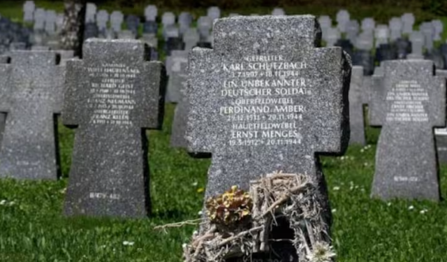 Almanya'da mezarlık çalışanı ve eşi, ölülerin dişlerinden 8 kilogram altın çaldı!