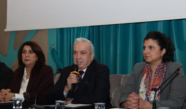 Başkan Şadi Özdemir, temizlik işçileri ile buluştu