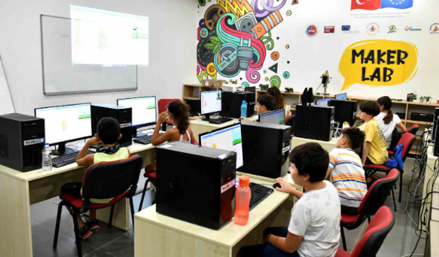 Muratpaşa’da robotik kodlama eğitimi başlıyor